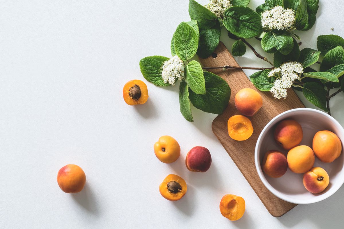 Illustrative food photograph: a simple roasted-vegetable prep tray
